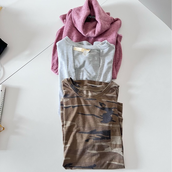BUNDLE OF 3 shirts in Camouflage, dusty pink, gray, Short Sleeve Tee Shirts - Picture 4 of 9